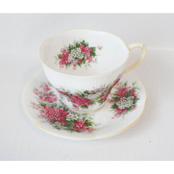 Vintage Royal Albert Teacup and Saucer Hawthorn Floral Tea Cup Flowers - Picture 1 of 5